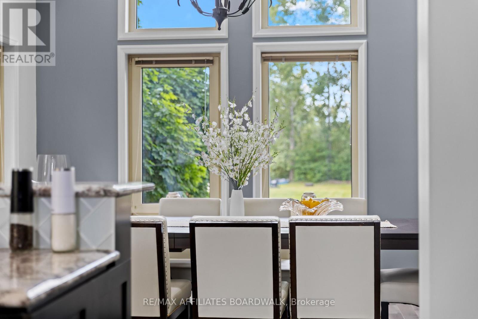 Photo 12 of 1700 Lakeshore Drive, Ottawa ON