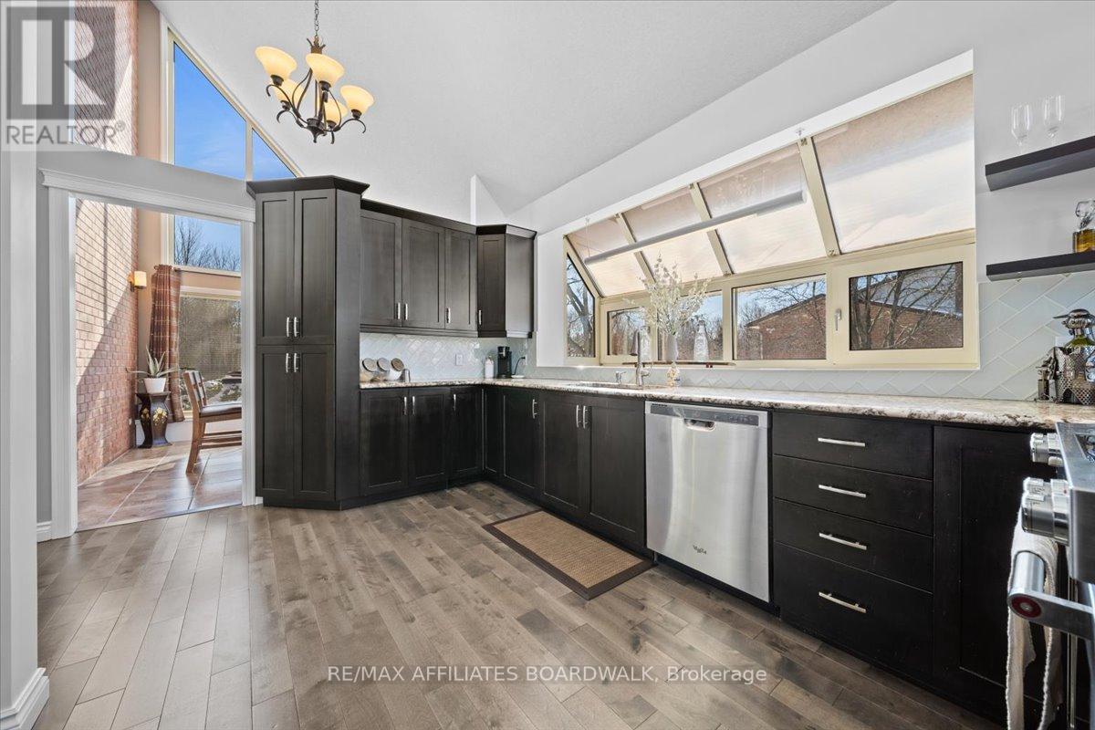 Photo 16 of 1700 Lakeshore Drive, Ottawa ON