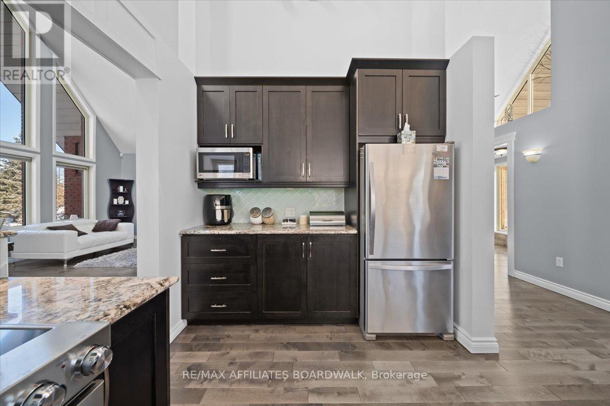Photo 18 of 1700 Lakeshore Drive, Ottawa ON