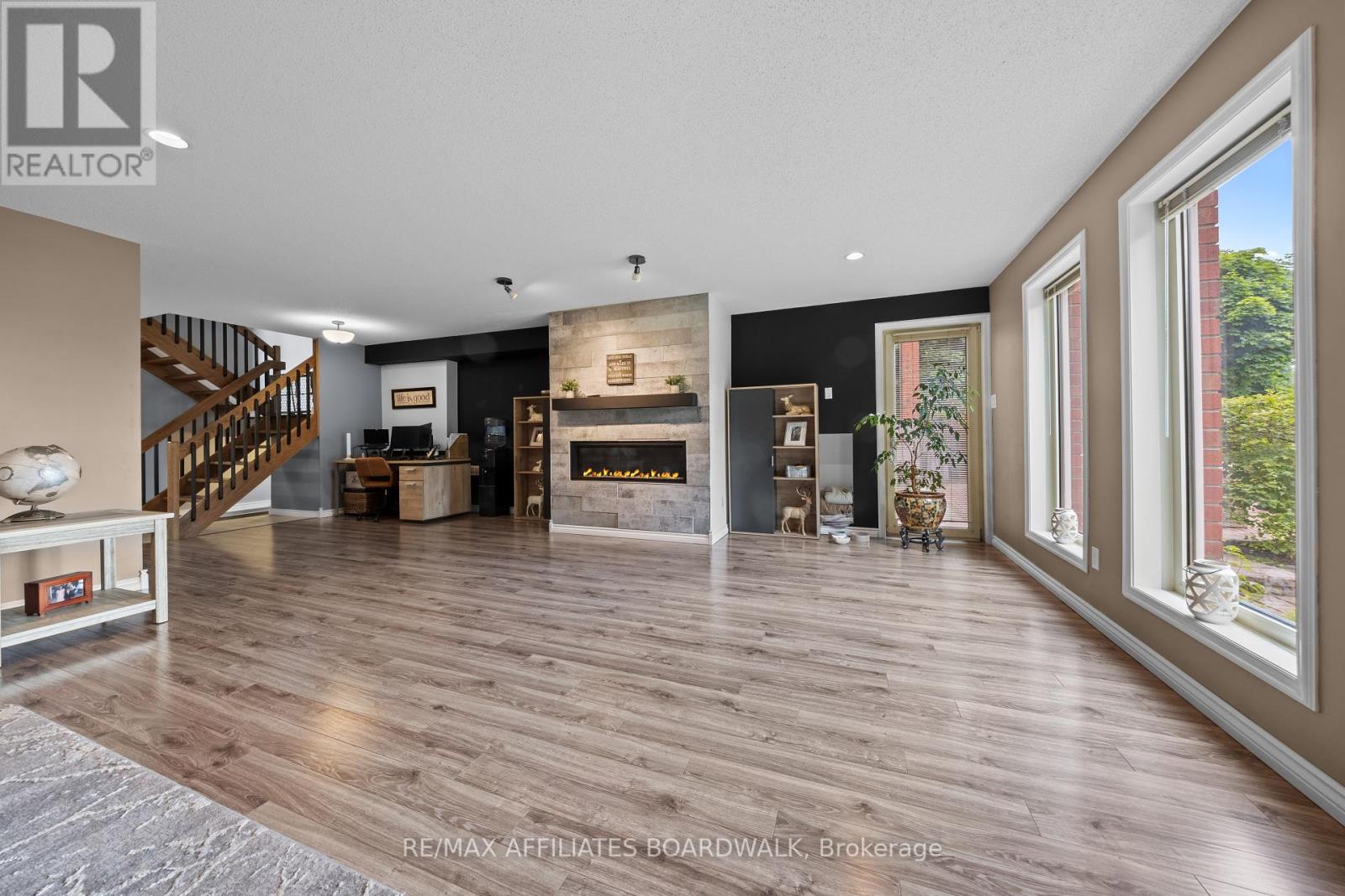Photo 24 of 1700 Lakeshore Drive, Ottawa ON