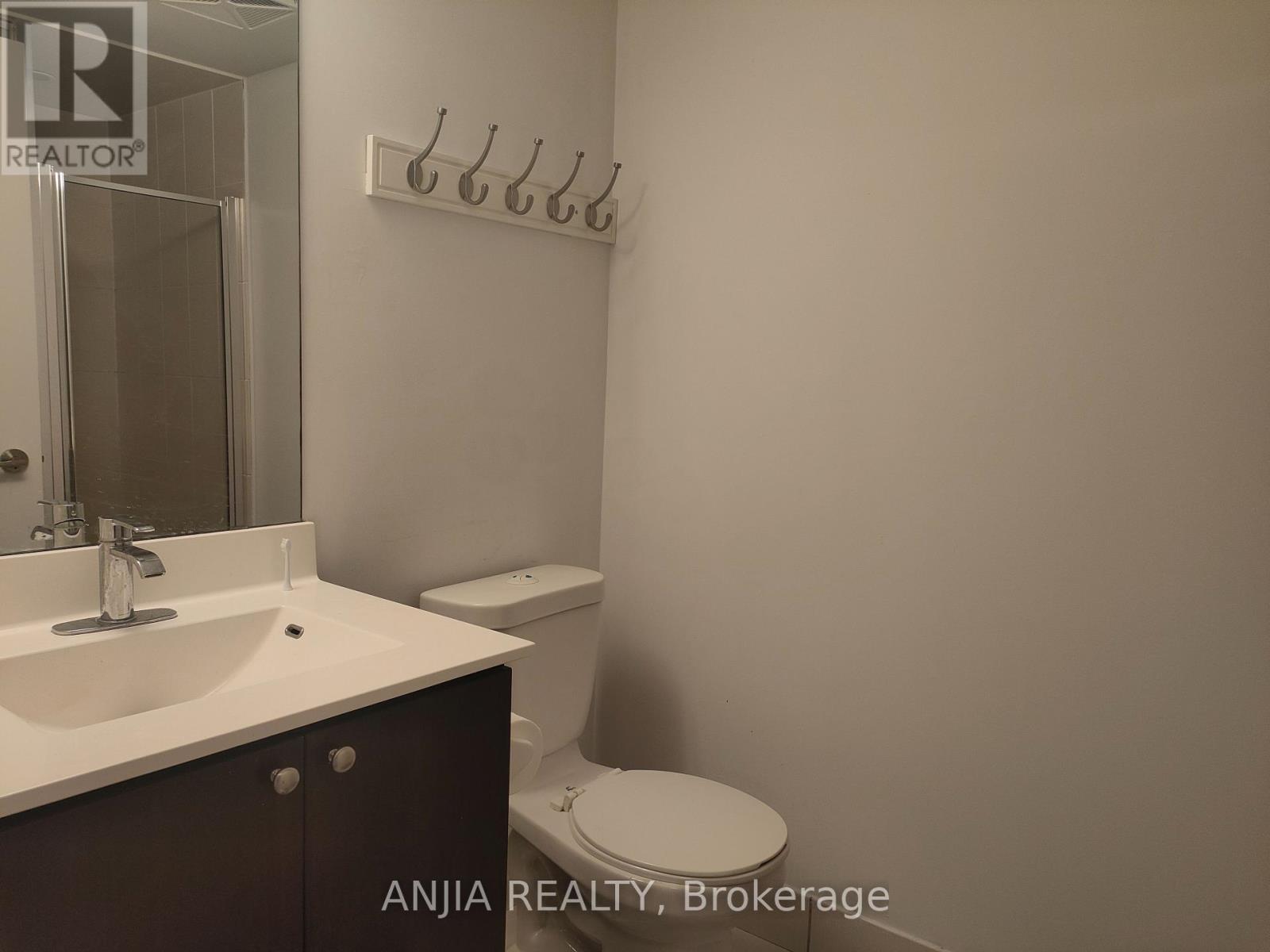 Photo 13 of 62 295 Village Green Square, Toronto ON