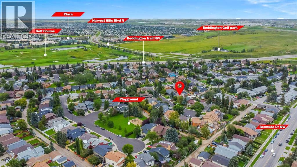 Single Family House Bi-level for Sale in  Bernard Place NW Beddington Heights Calgary 