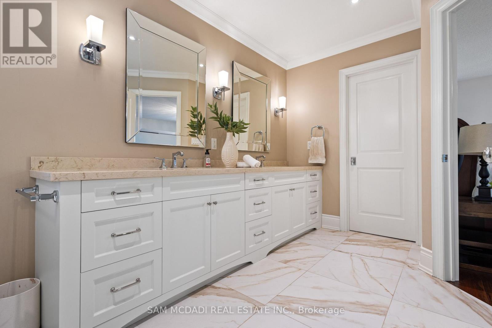 Photo 34 of 4173 Kane Crescent, Burlington ON