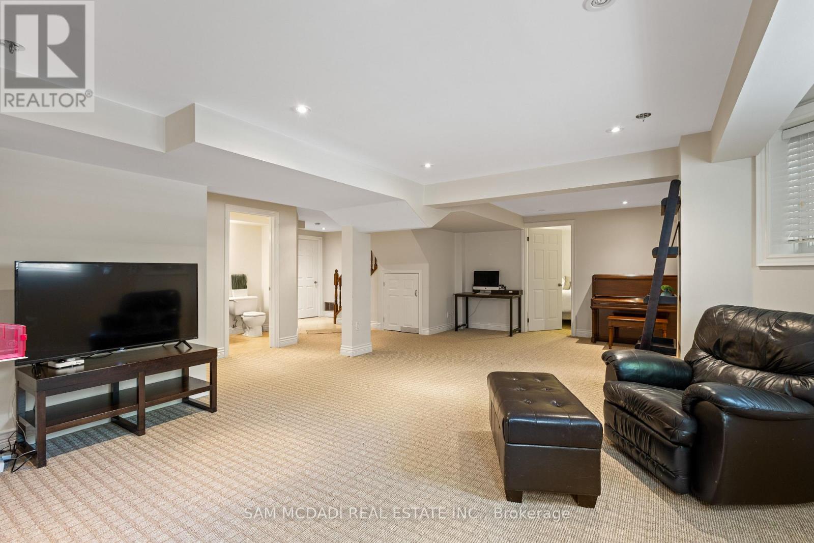 Photo 40 of 4173 Kane Crescent, Burlington ON