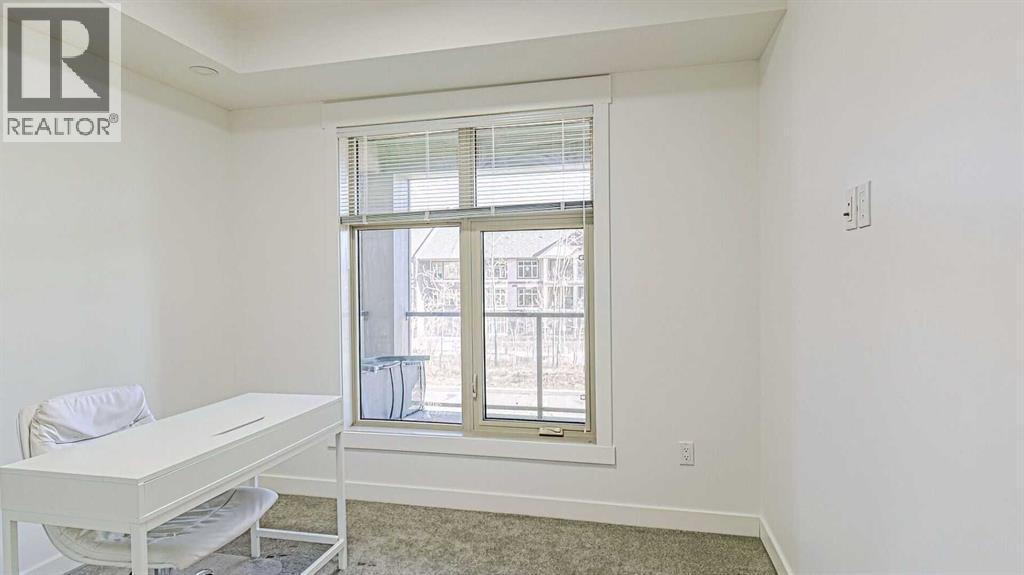 Photo 14 of 122 15 Aspenmont Heights Sw, Calgary AB