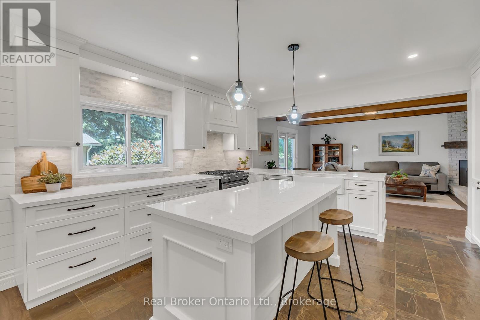 Photo 1 of 6566 Concession Rd 4 Road, Puslinch ON
