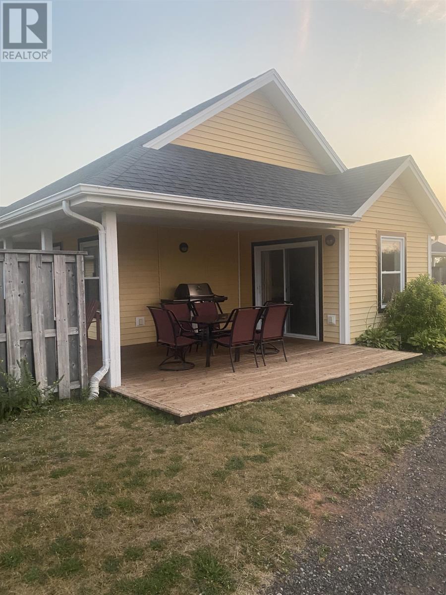 #44 105 SCHOOLHOUSE LANE - 4