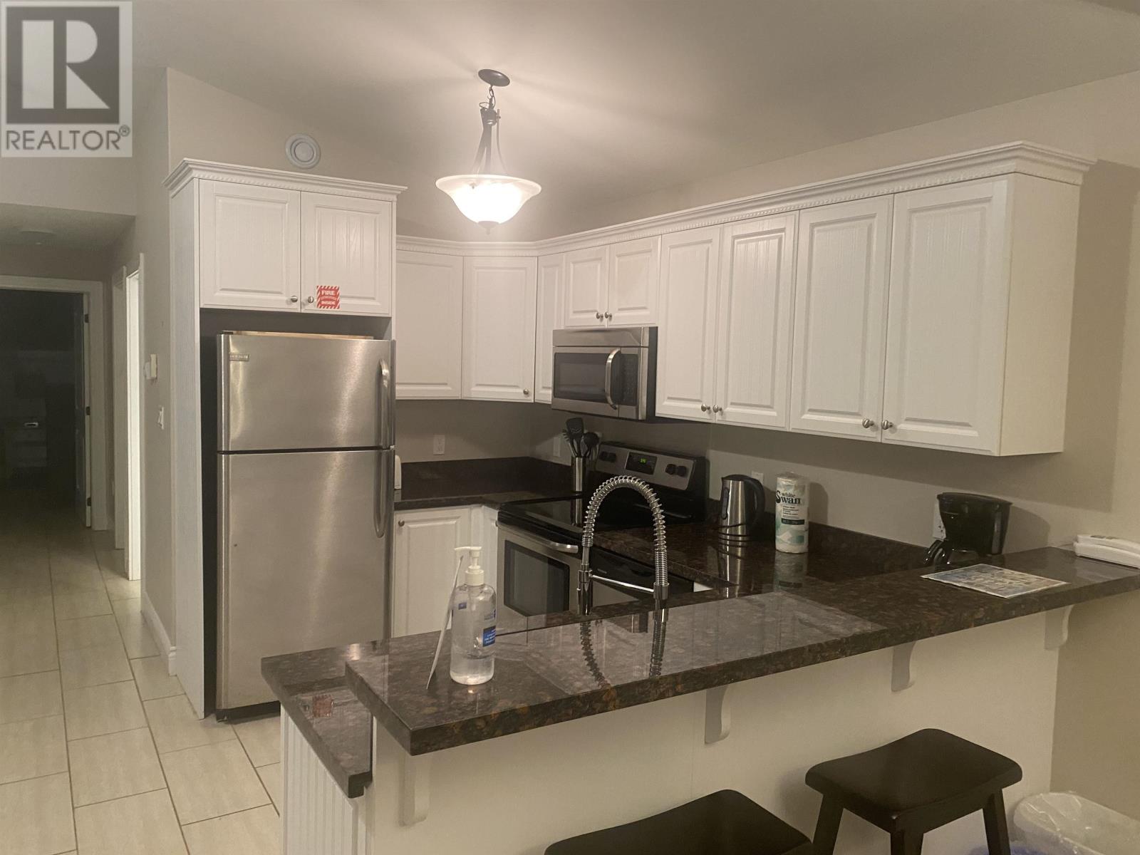 #44 105 SCHOOLHOUSE LANE - 9