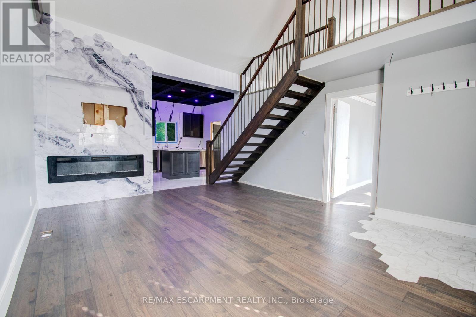 Photo 1 of 85 East 37th Street, Hamilton ON