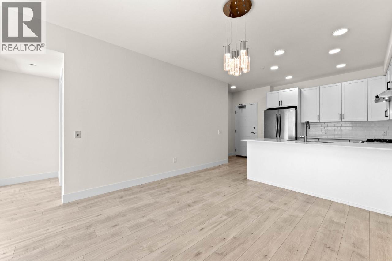 #206 651 DUNES DRIVE - 9
