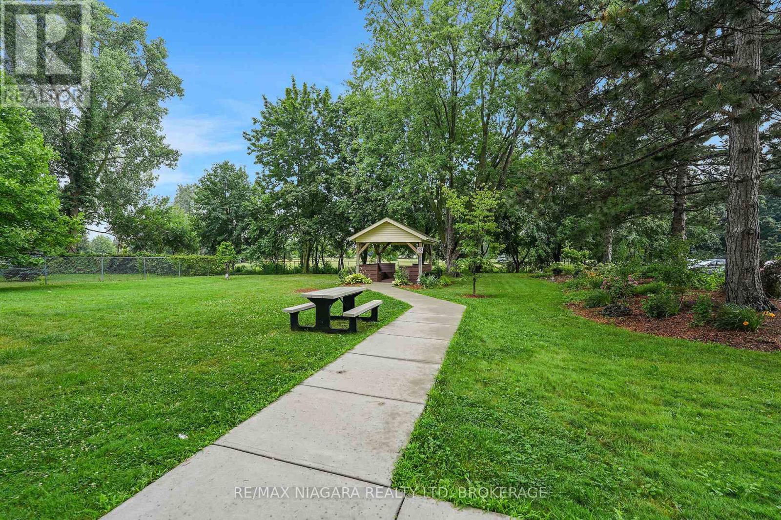 Photo 28 of 1003 365 Geneva Street, St Catharines ON
