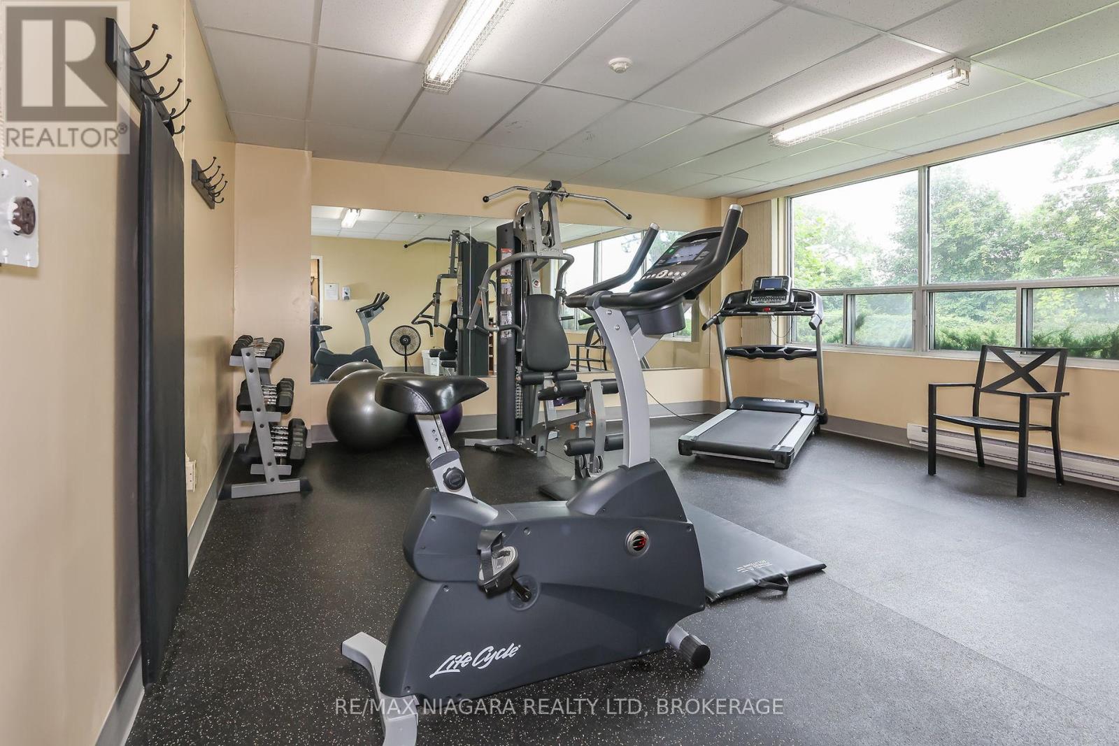 Photo 25 of 1003 365 Geneva Street, St Catharines ON