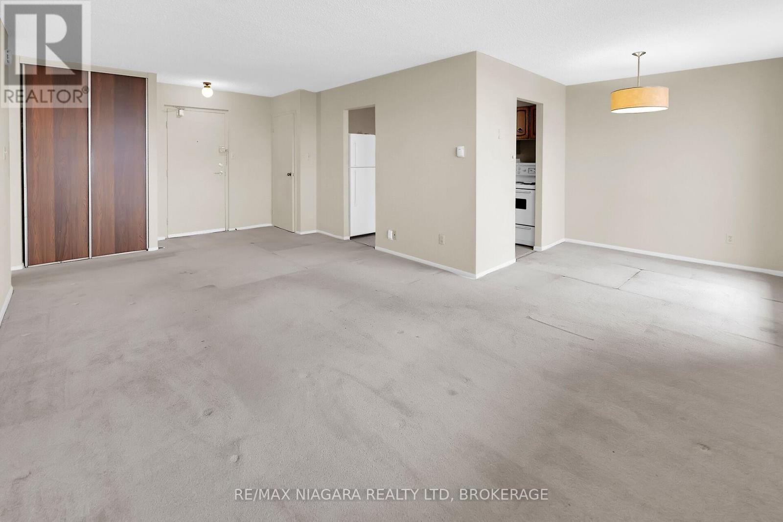 Photo 9 of 1003 365 Geneva Street, St Catharines ON