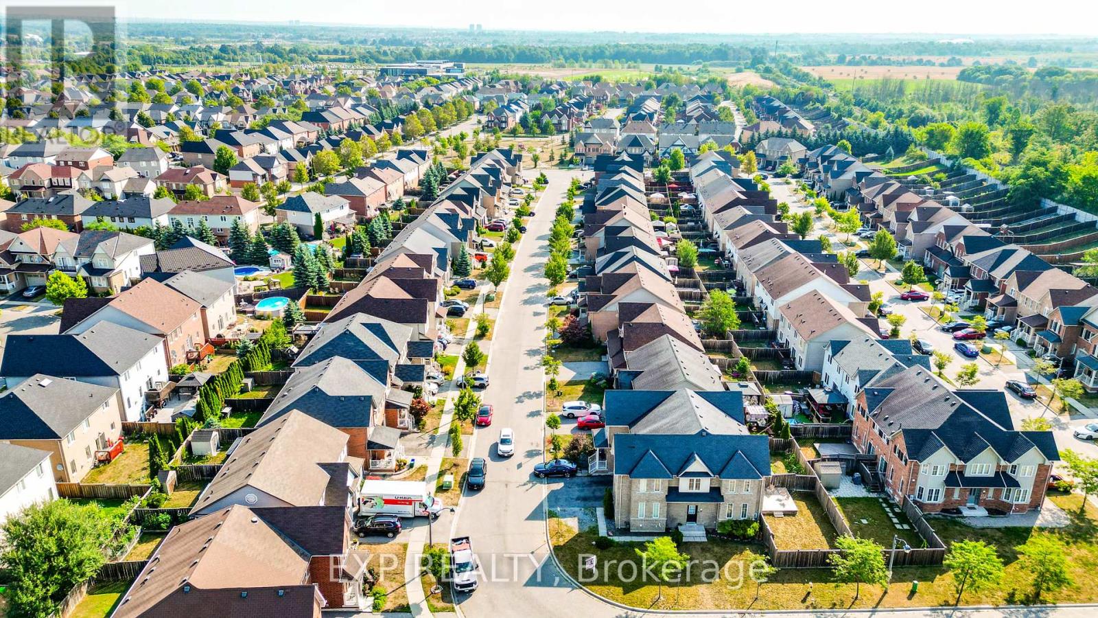 Photo 16 of 47 Westray Crescent, Ajax ON
