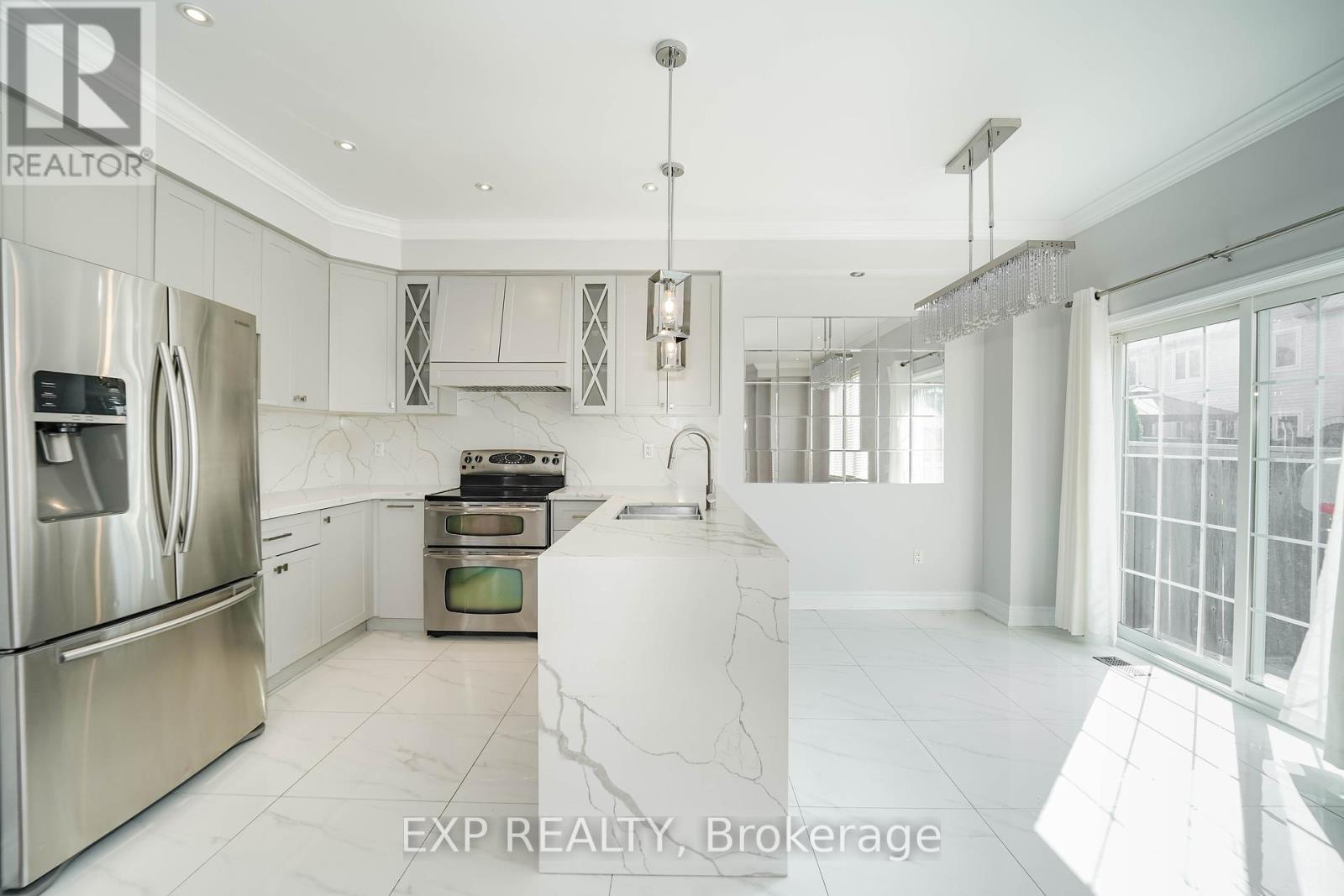Photo 4 of 47 Westray Crescent, Ajax ON