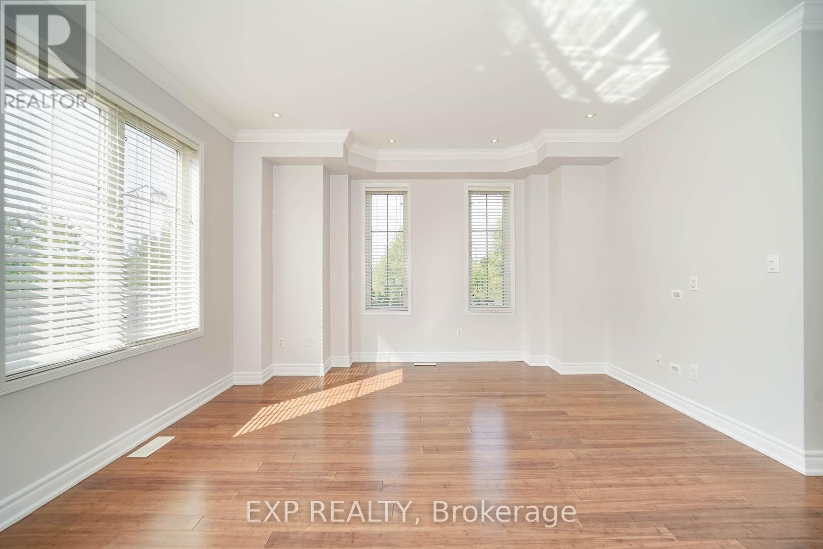 Photo 41 of 47 Westray Crescent, Ajax ON