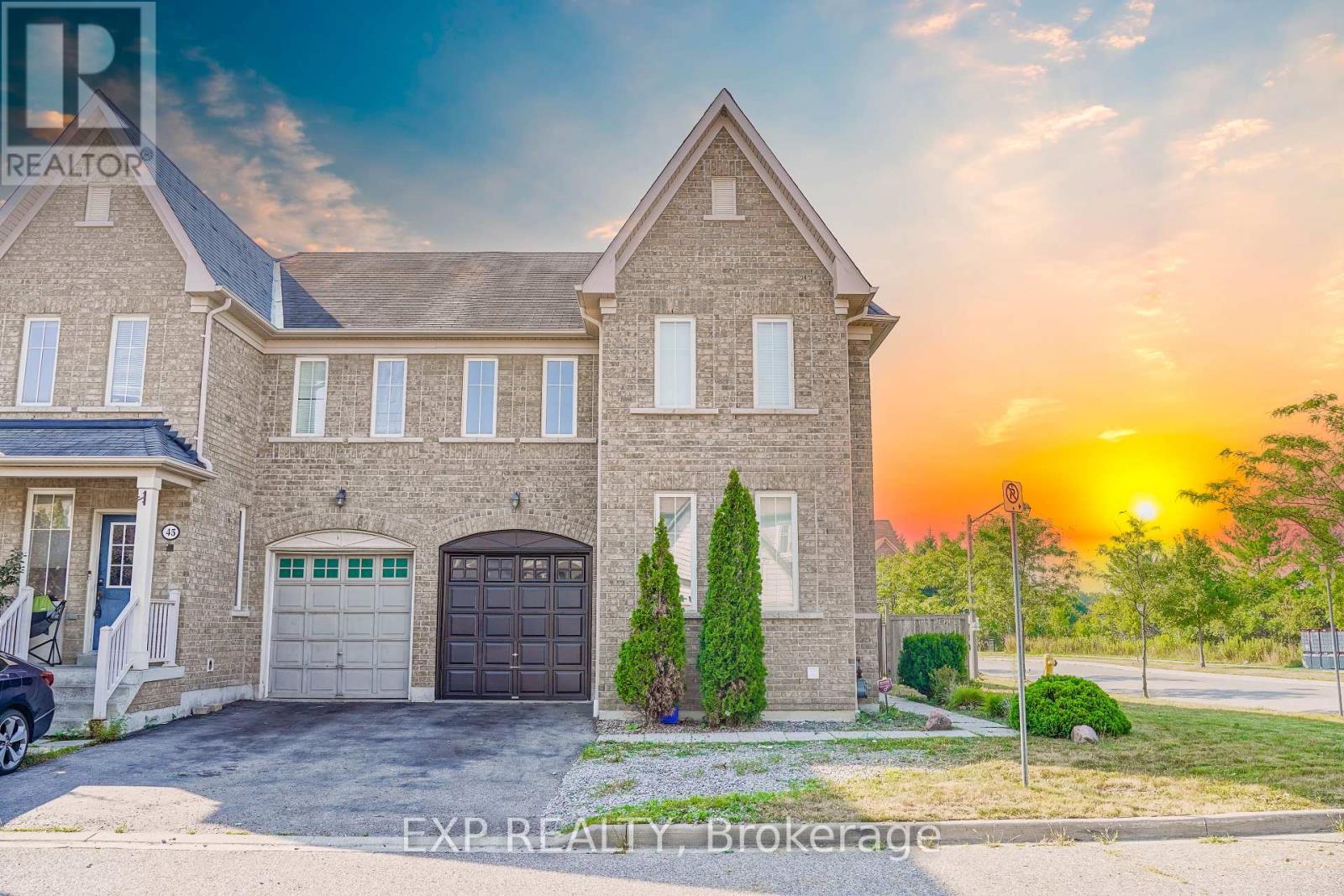 Photo 8 of 47 Westray Crescent, Ajax ON