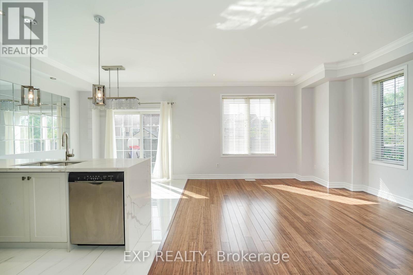 Photo 29 of 47 Westray Crescent, Ajax ON