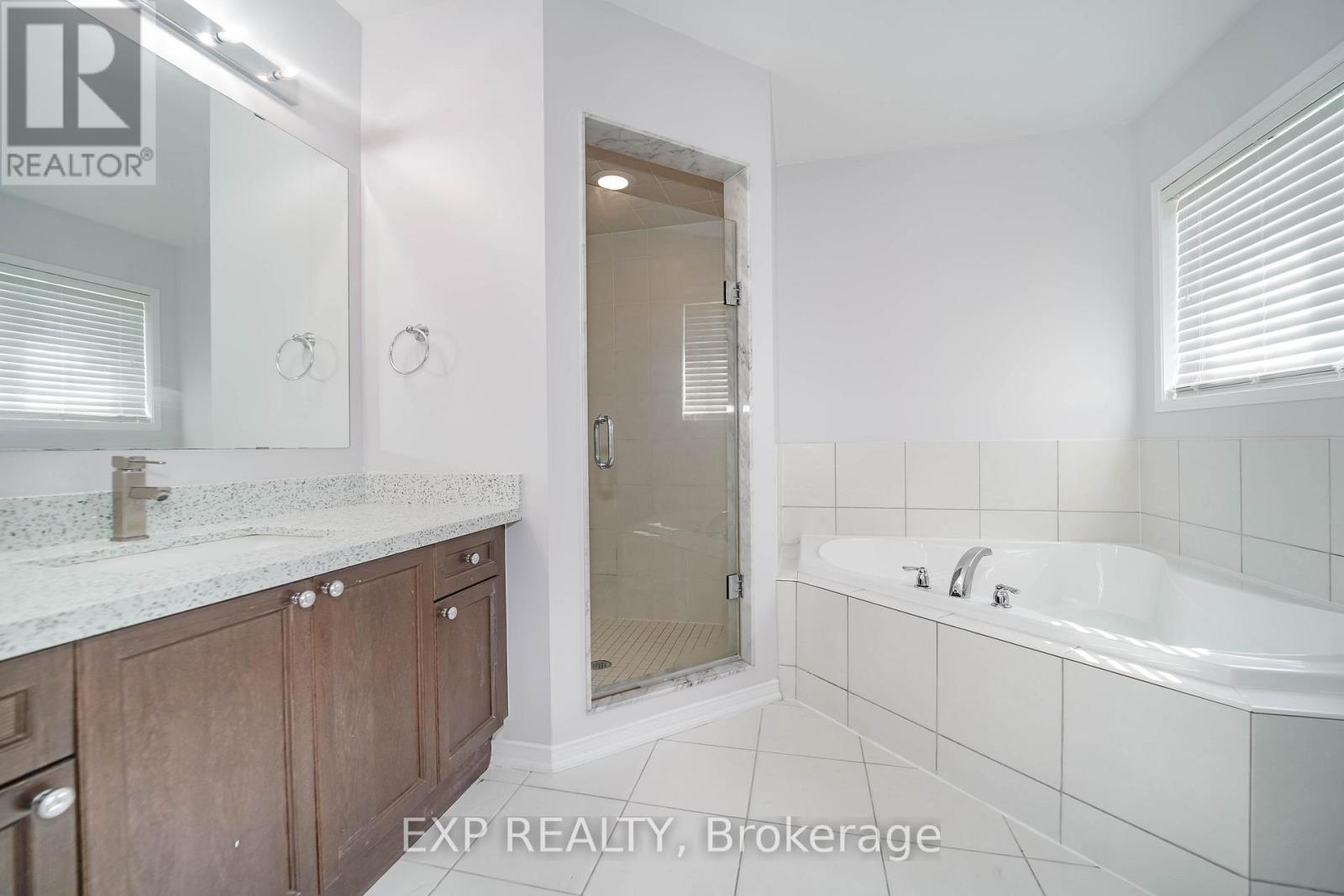 Photo 30 of 47 Westray Crescent, Ajax ON