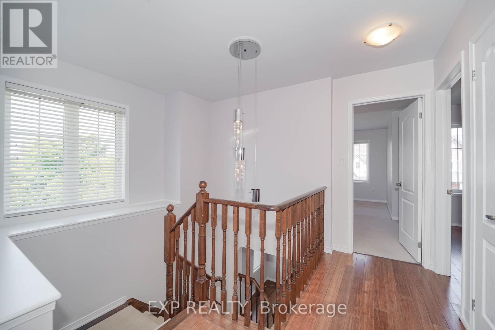 Photo 32 of 47 Westray Crescent, Ajax ON