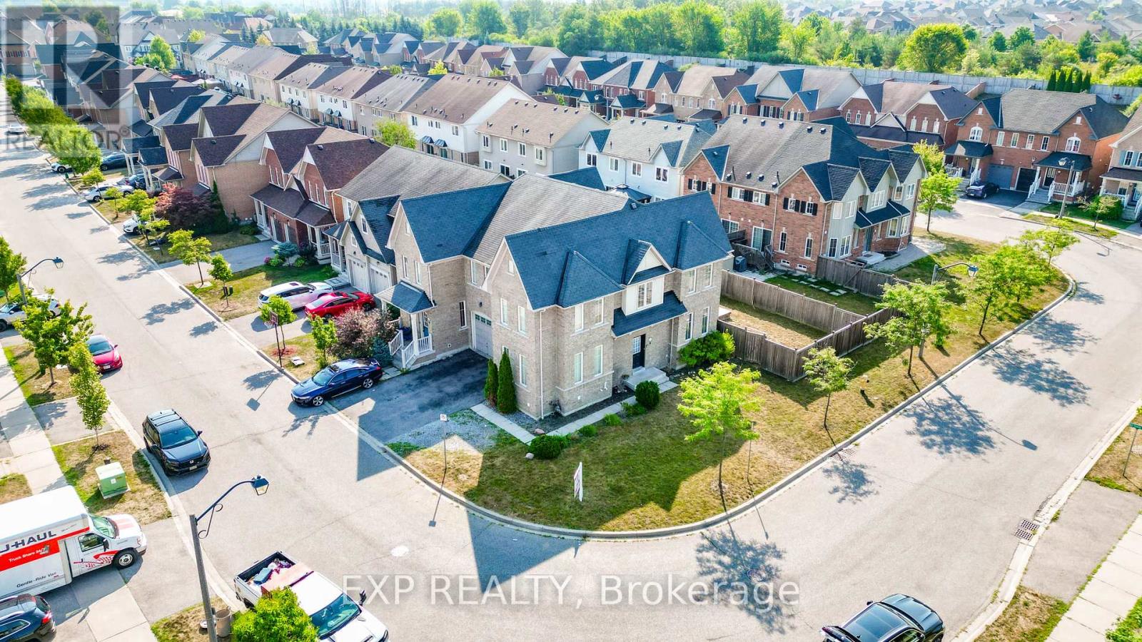 Photo 15 of 47 Westray Crescent, Ajax ON