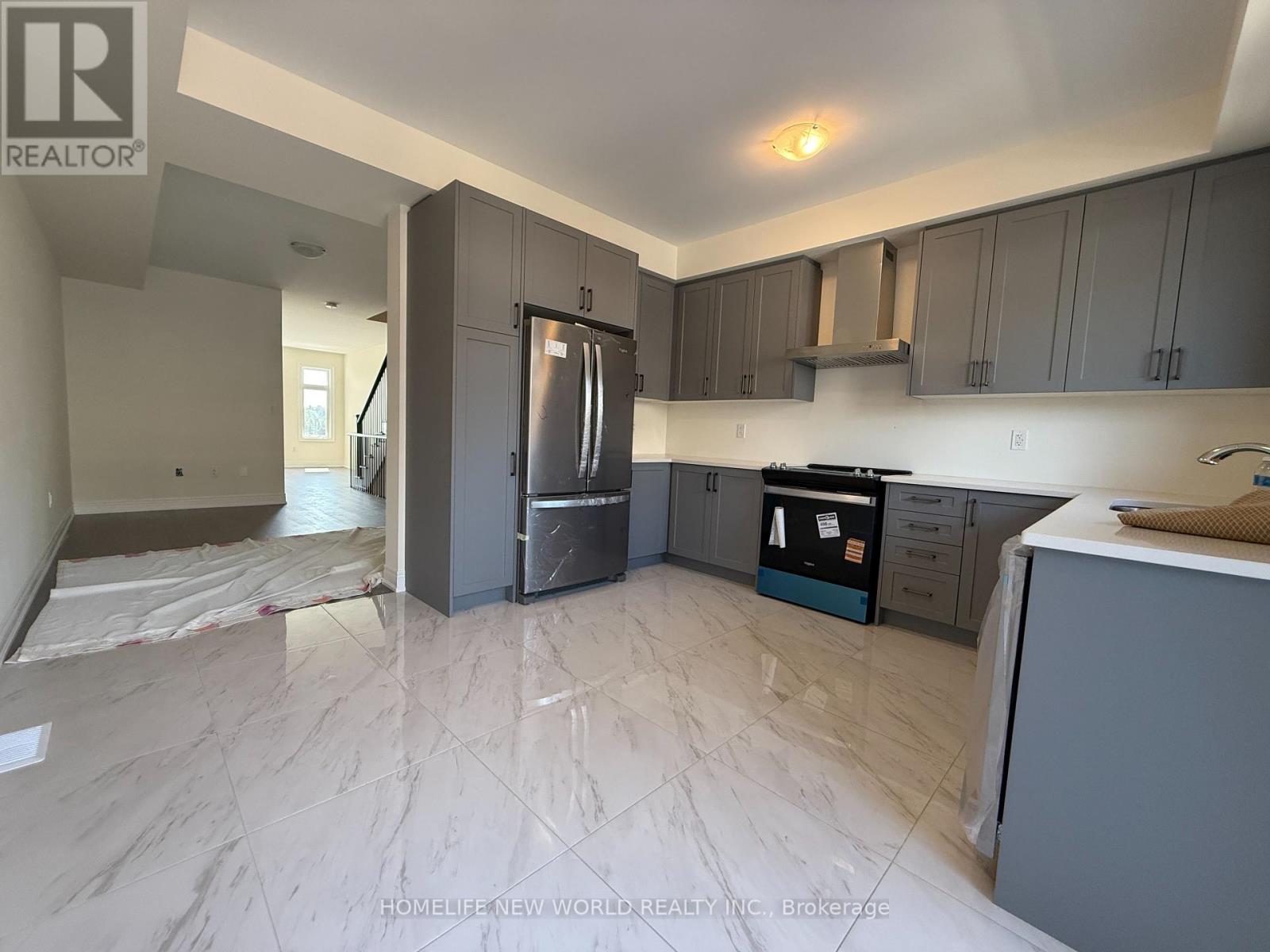 Photo 25 of 181 Berczy Grn Drive, Markham ON