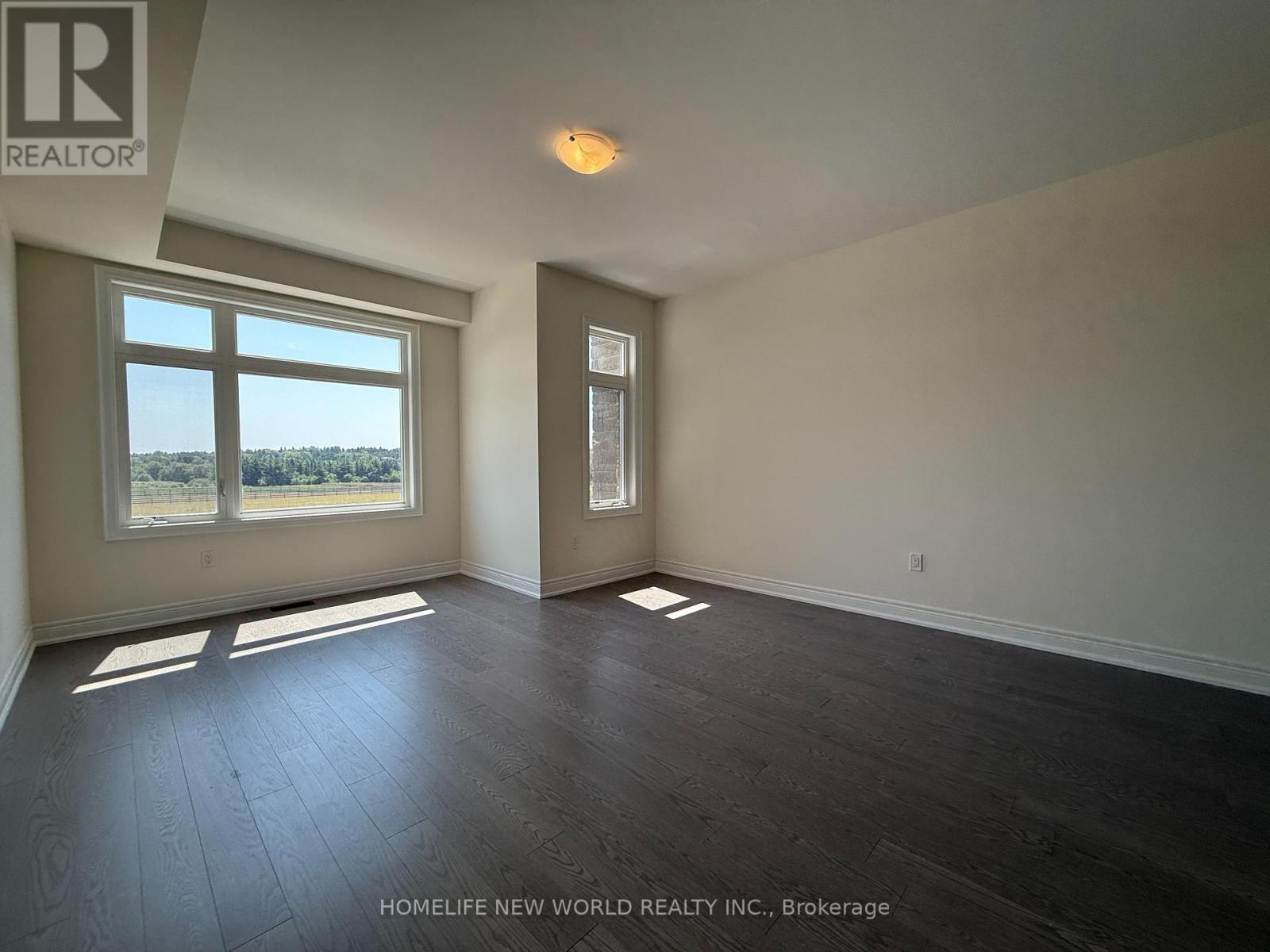 Photo 13 of 181 Berczy Grn Drive, Markham ON