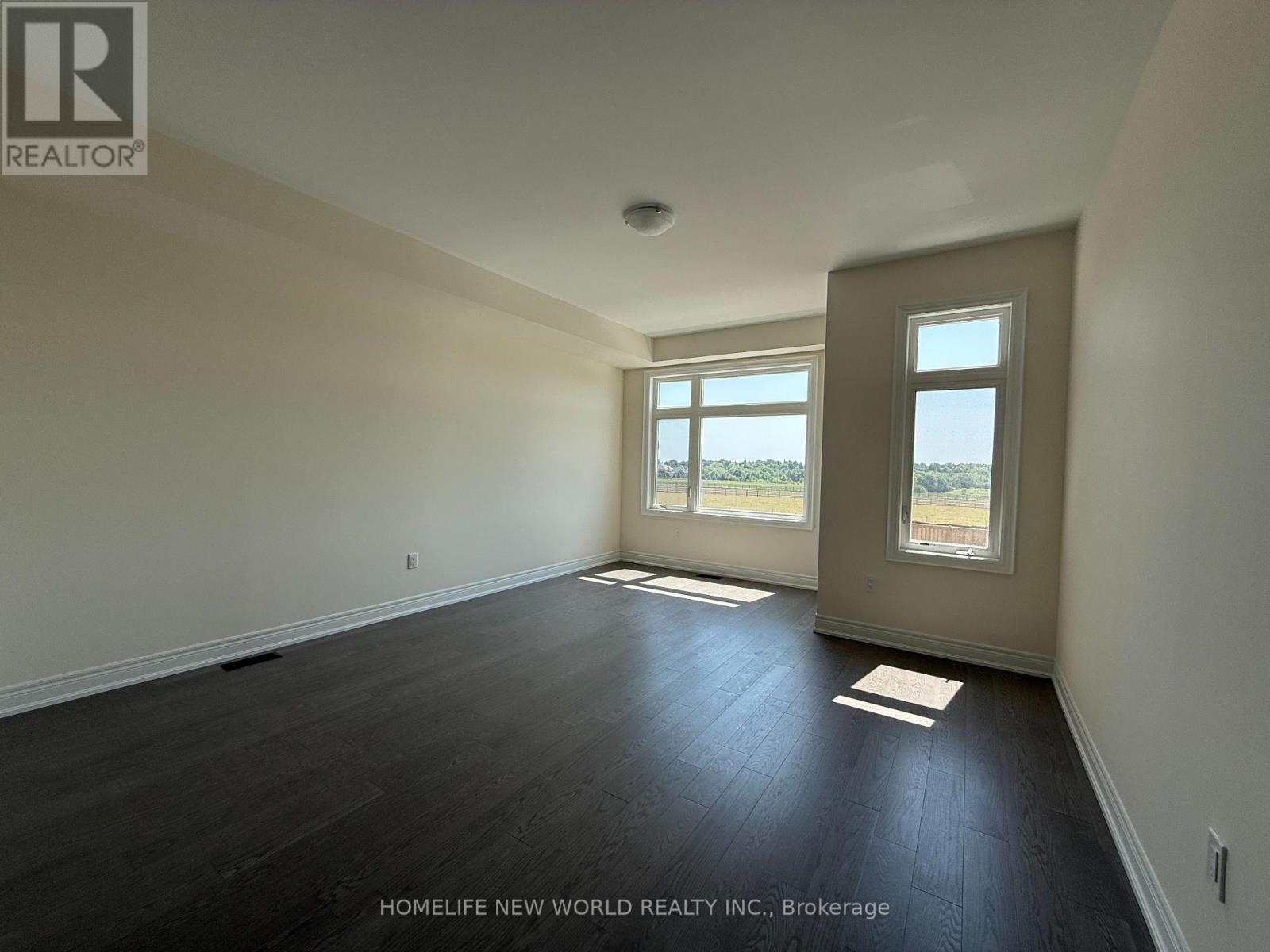 Photo 23 of 181 Berczy Grn Drive, Markham ON