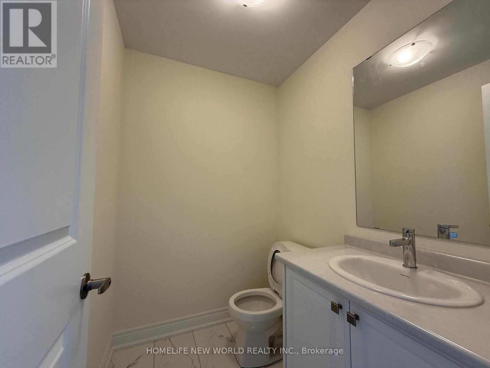 Photo 15 of 181 Berczy Grn Drive, Markham ON