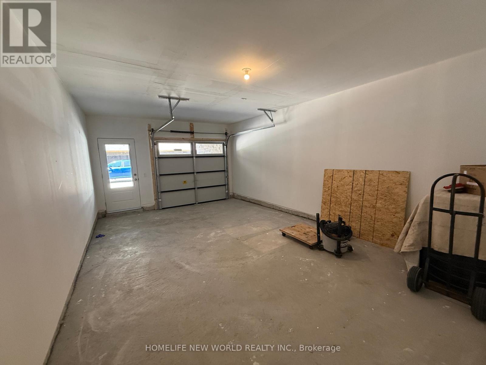 Photo 39 of 181 Berczy Grn Drive, Markham ON