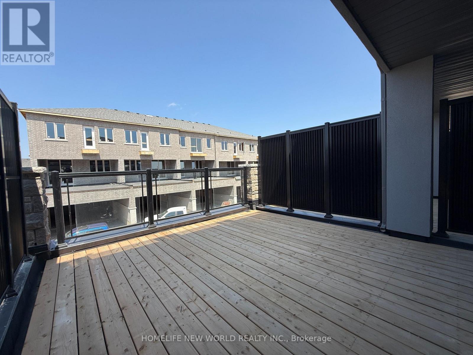 Photo 12 of 181 Berczy Grn Drive, Markham ON