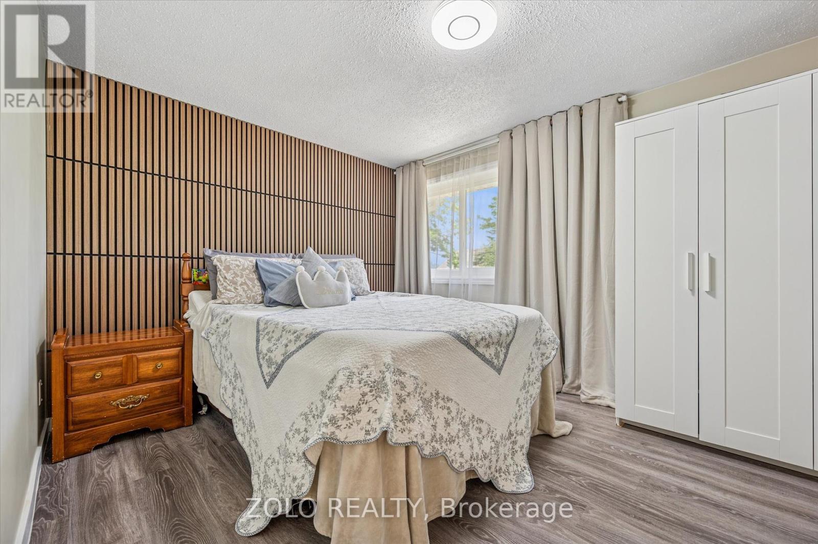 Photo 12 of 13 203 Fairway Rd N Road, Kitchener ON