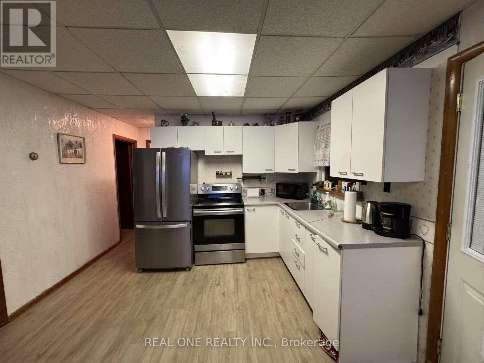 Photo 12 of 88 Alsops Beach Road, Brock ON