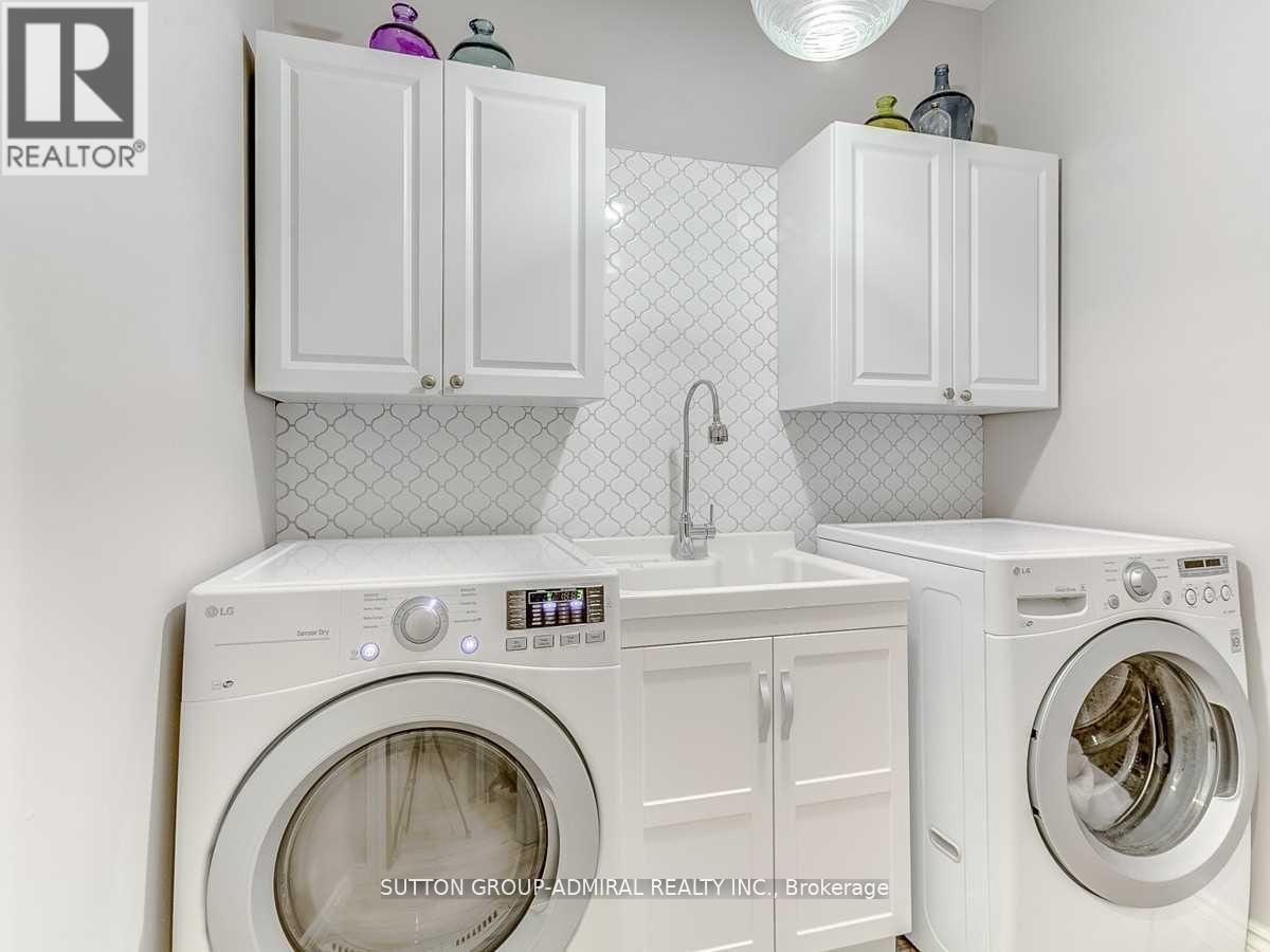 Photo 22 of Main 2nd 30 Lacona Crescent, Richmond Hill ON