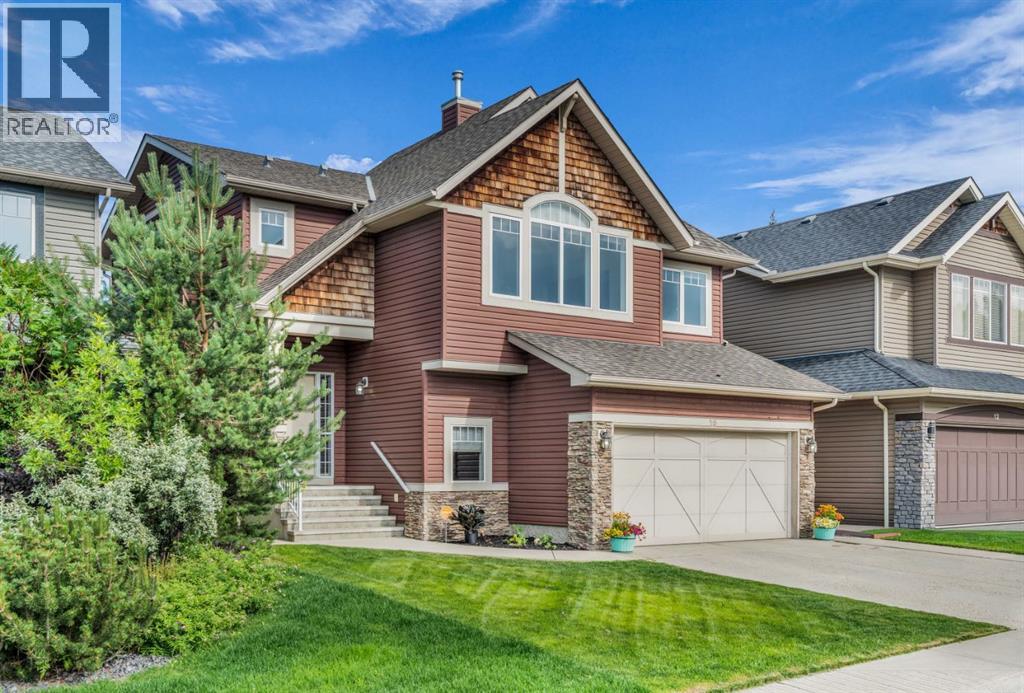 Photo 1 of 16 Cougartown Close Sw, Calgary AB