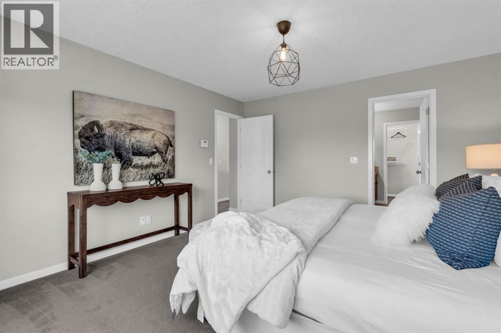 Photo 21 of 16 Cougartown Close Sw, Calgary AB