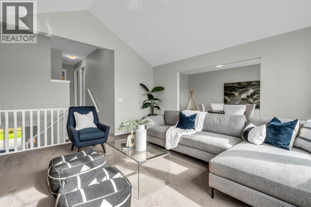 Photo 32 of 16 Cougartown Close Sw, Calgary AB