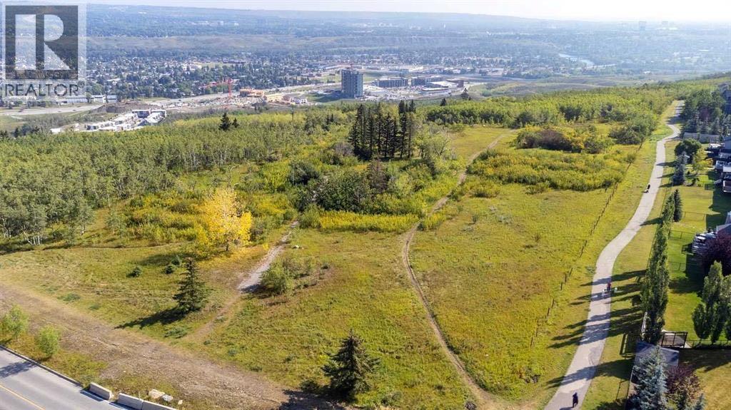 Photo 42 of 16 Cougartown Close Sw, Calgary AB