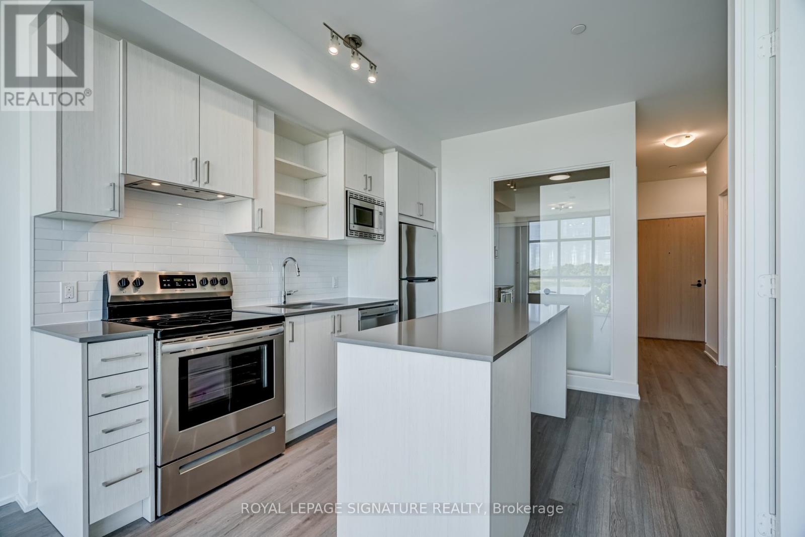 Photo 35 of 322 60 George Butchart Drive, Toronto ON
