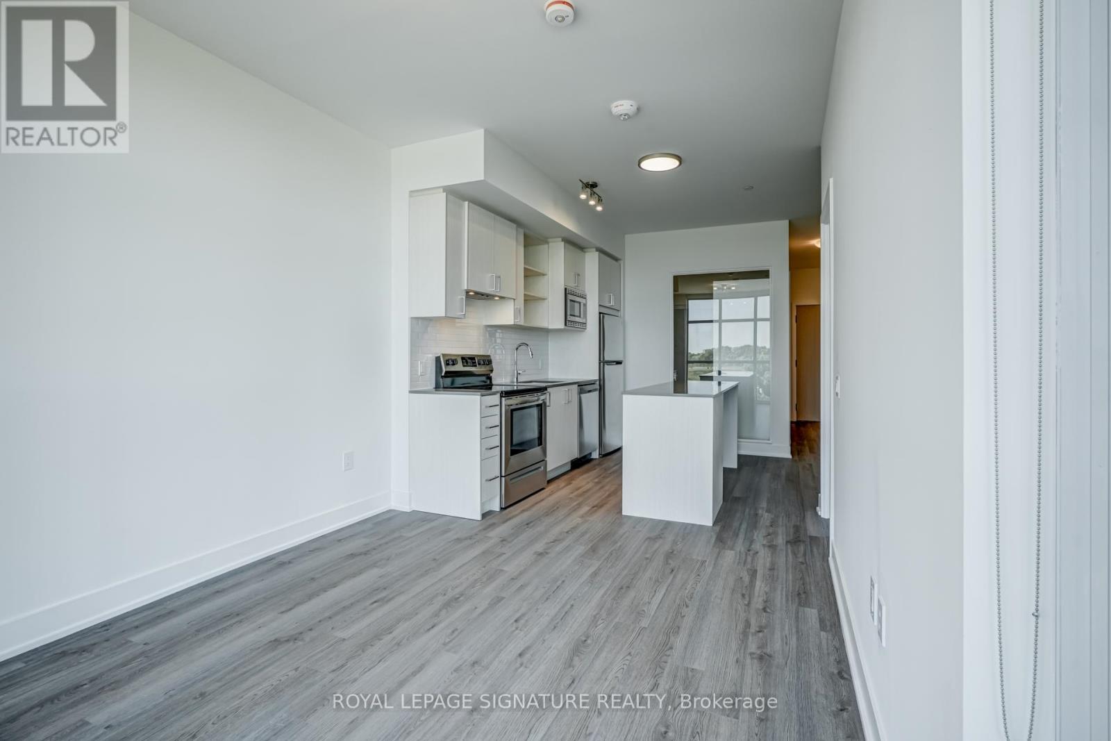 Photo 39 of 322 60 George Butchart Drive, Toronto ON