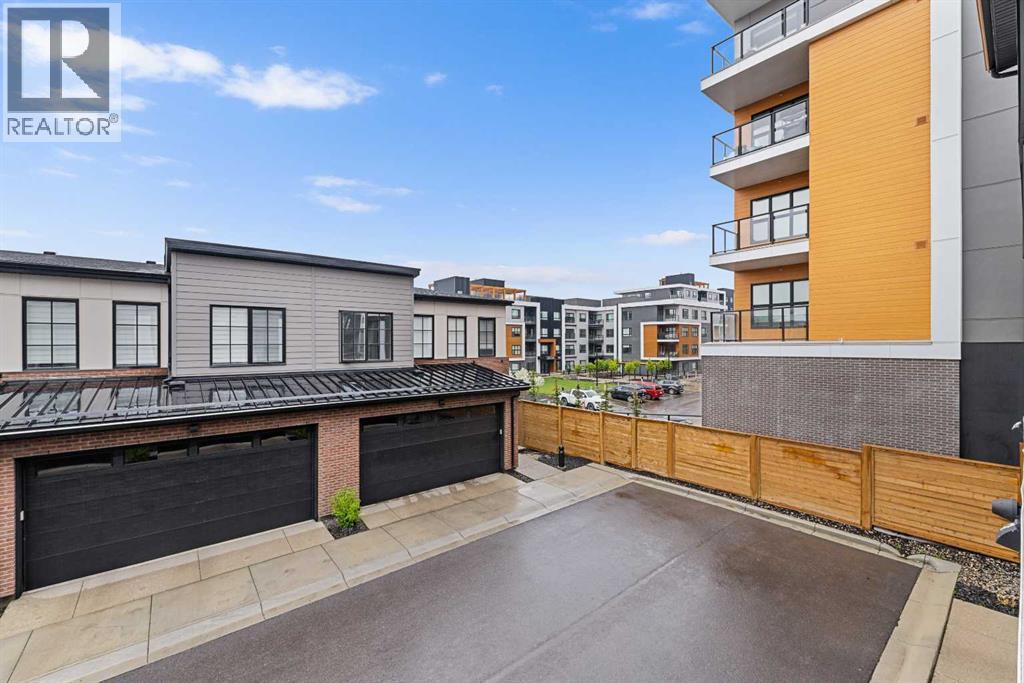 2213 77 Street SW, Calgary, Alberta