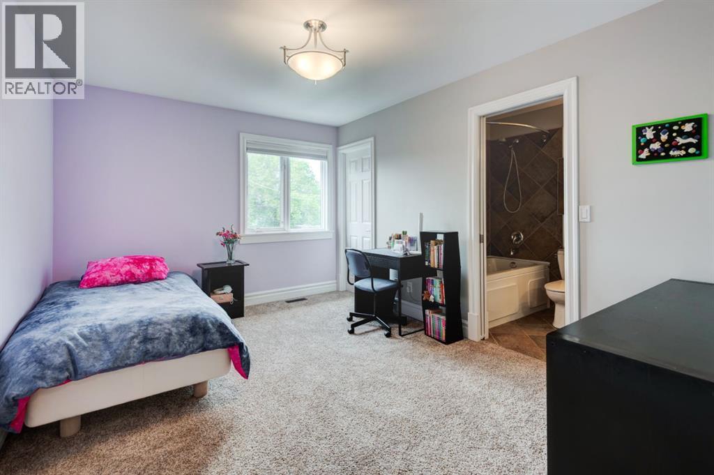 Single Family House for Sale in   Street NW Hillhurst Calgary 