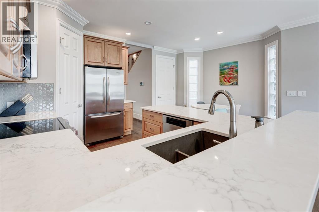 Single Family House for Sale in   Street NW Hillhurst Calgary 