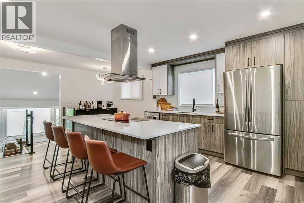 Single Family House 4 Level for Sale in   Avenue SW Shaganappi Calgary 