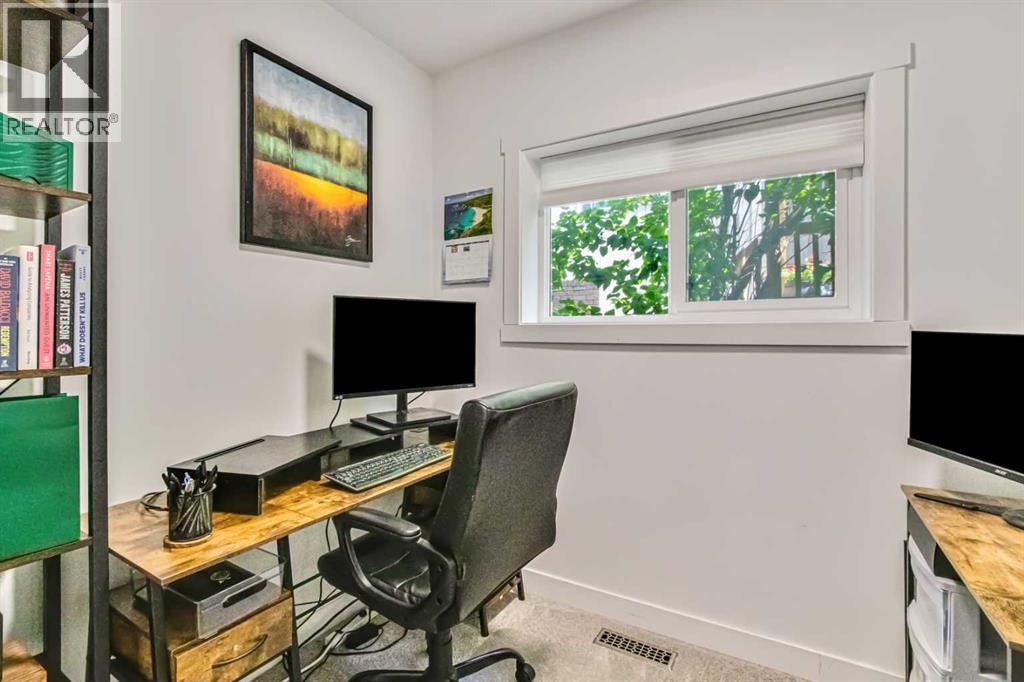 Single Family House 4 Level for Sale in   Avenue SW Shaganappi Calgary 