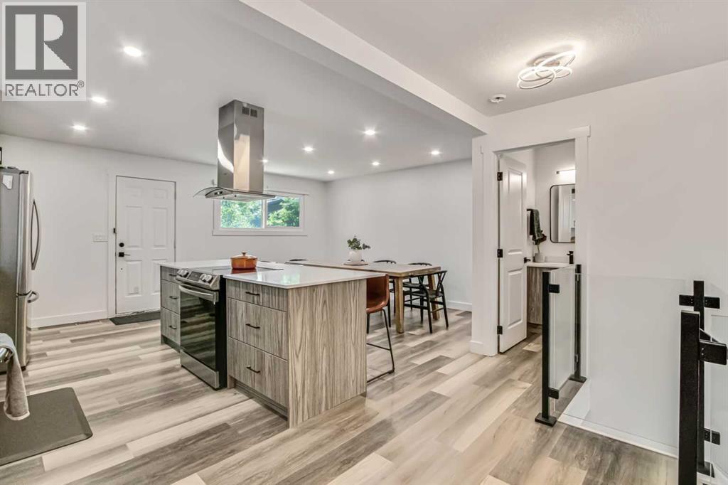 Single Family House 4 Level for Sale in   Avenue SW Shaganappi Calgary 