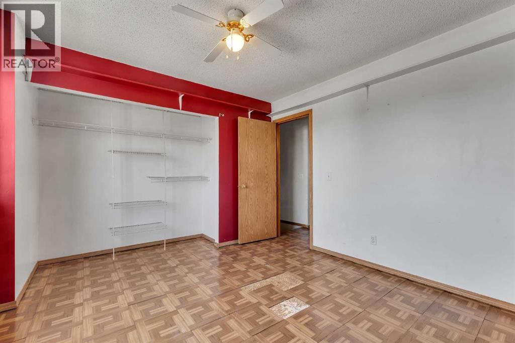 Single Family House for Sale in  San Diego Way NE Monterey Park Calgary 