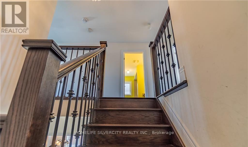 Photo 14 of 1029 Upper Thames Drive, Woodstock ON