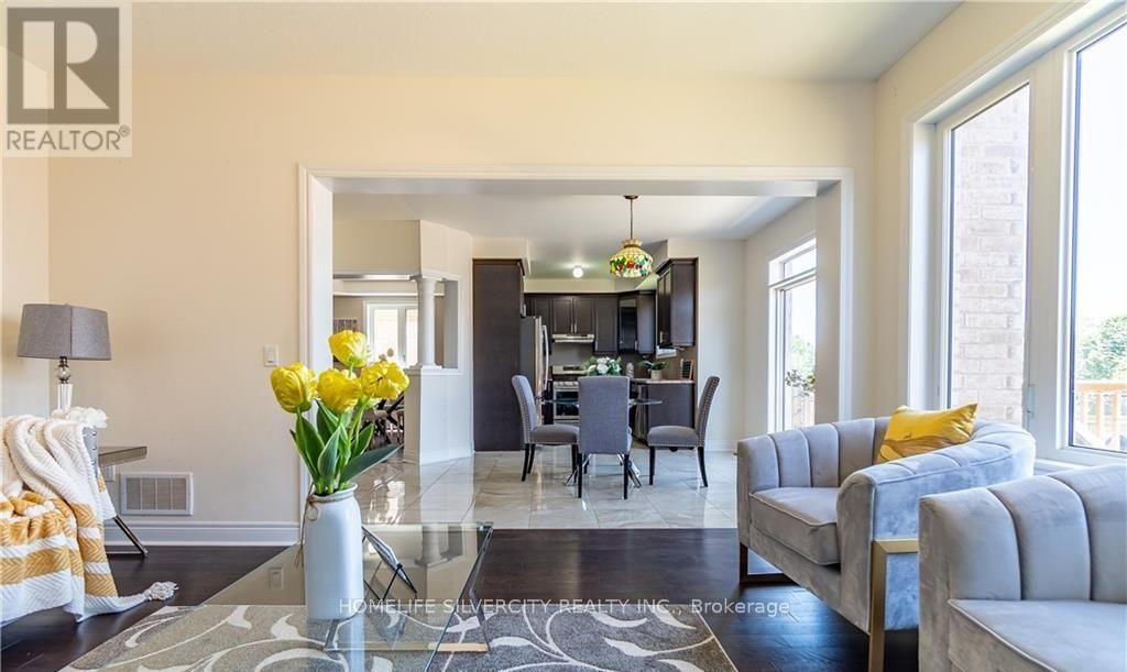 Photo 8 of 1029 Upper Thames Drive, Woodstock ON