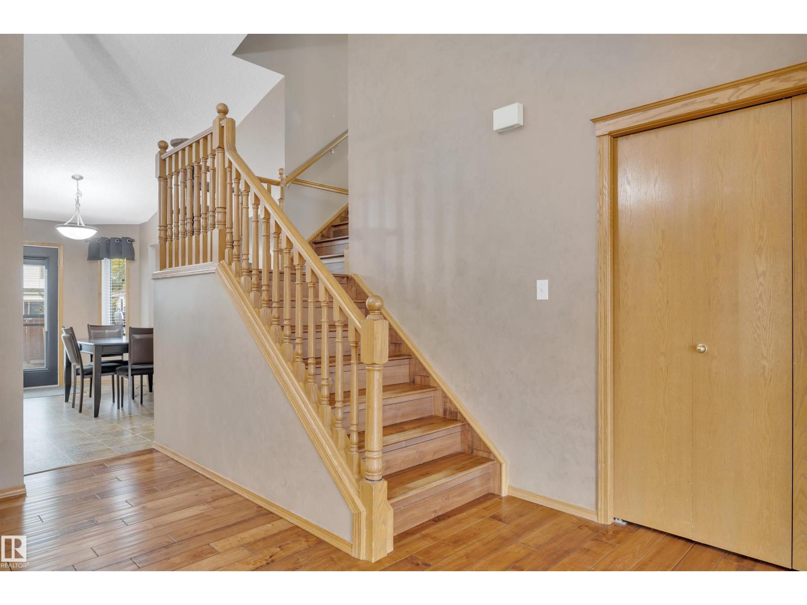 Photo 24 of 6415 159 Av Nw, Edmonton AB